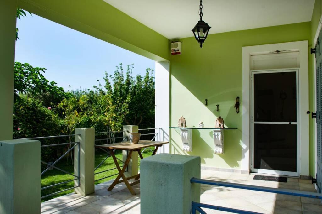 Romírion The Cottage House מראה חיצוני תמונה
