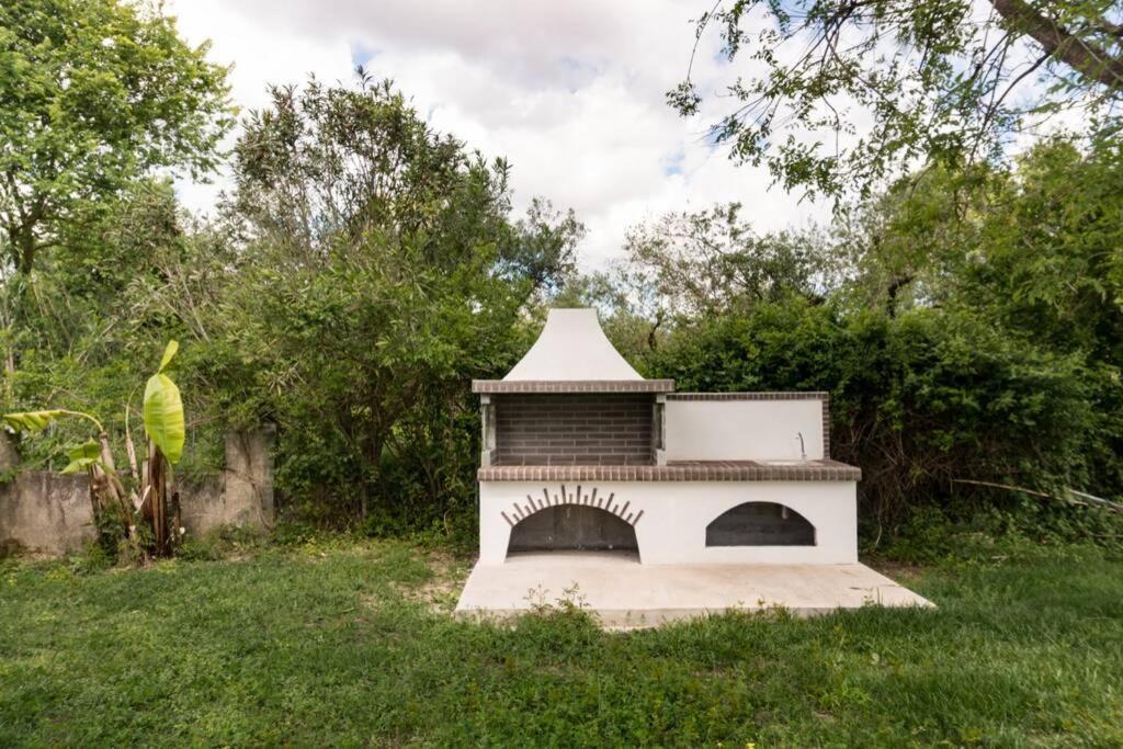 Romírion The Cottage House מראה חיצוני תמונה
